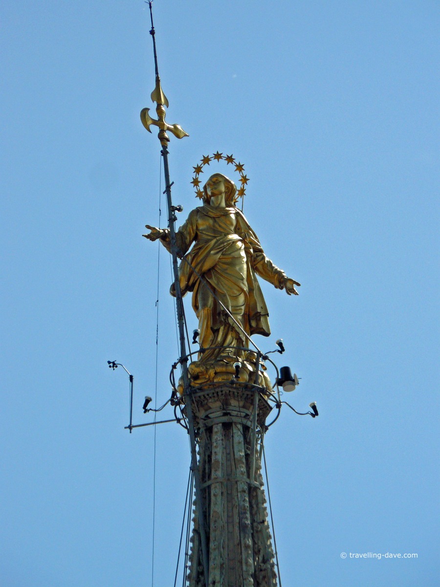 Milan famous Madonnina statue