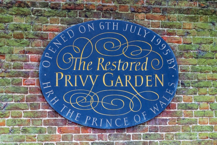 View of the blue commemorative plaque of the Privy Garden